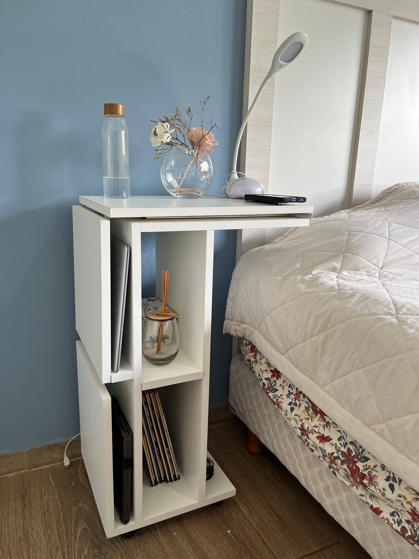 Mesa Auxiliar Plegable Para Cama Notebook Ruedas